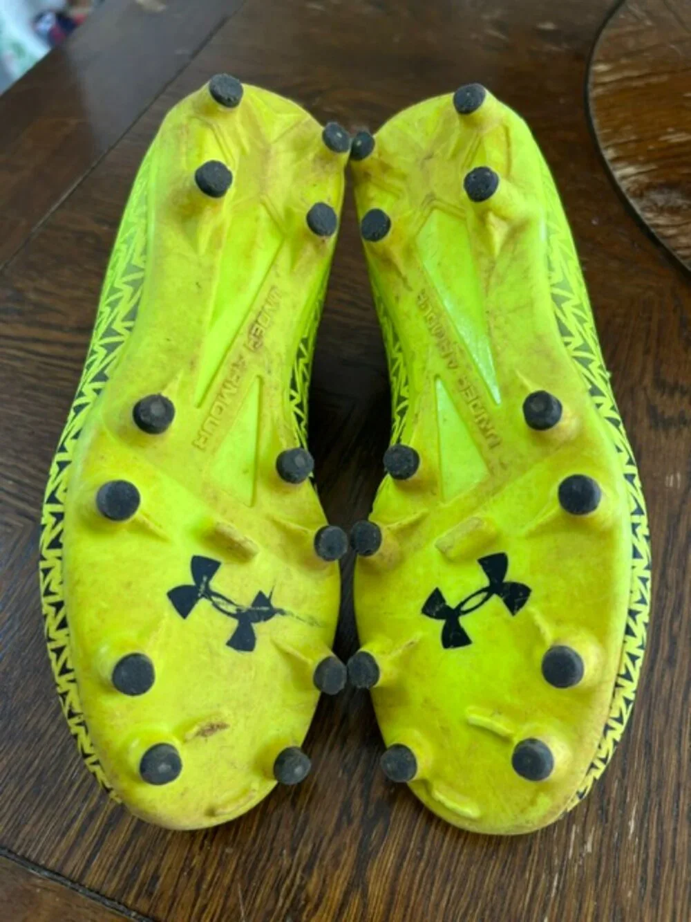 Under Armour Clutch Fit Force 3.0 FG Soccer Cleats - Size 1.5Y